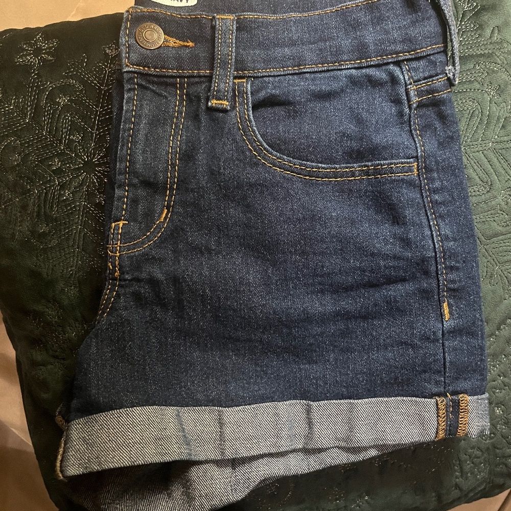 Old Navy Rolled Cuffed Denim Shorts in Dark Wash Women's Size 0
